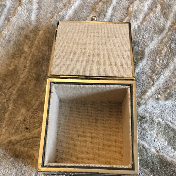 Cynthia Rowley jewelry box - Picture 8 of 8